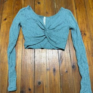 Aeropostale green long sleeved top, size M